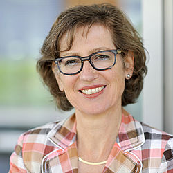 Dr. Gertrud Prinzing